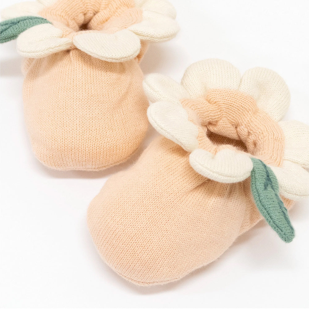 BABY BOOTIES - PEACH DAISY